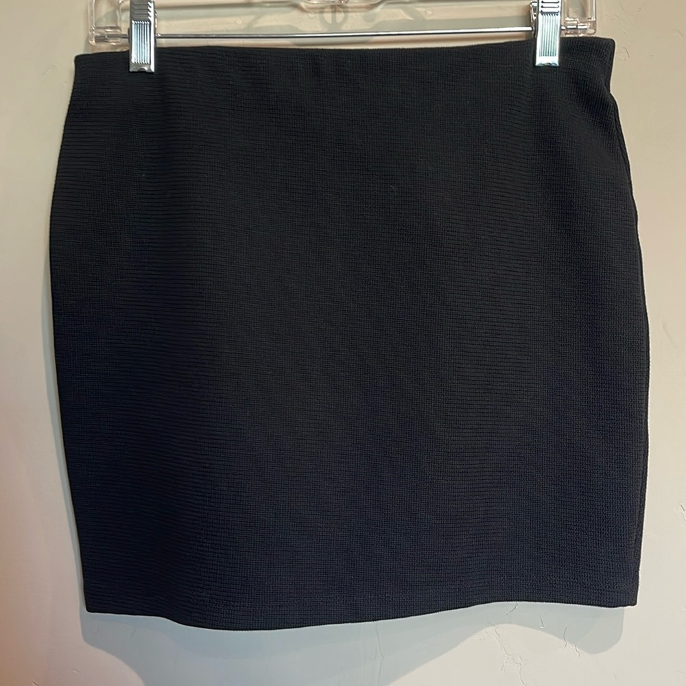 Zara black spandex pencil skirt s M